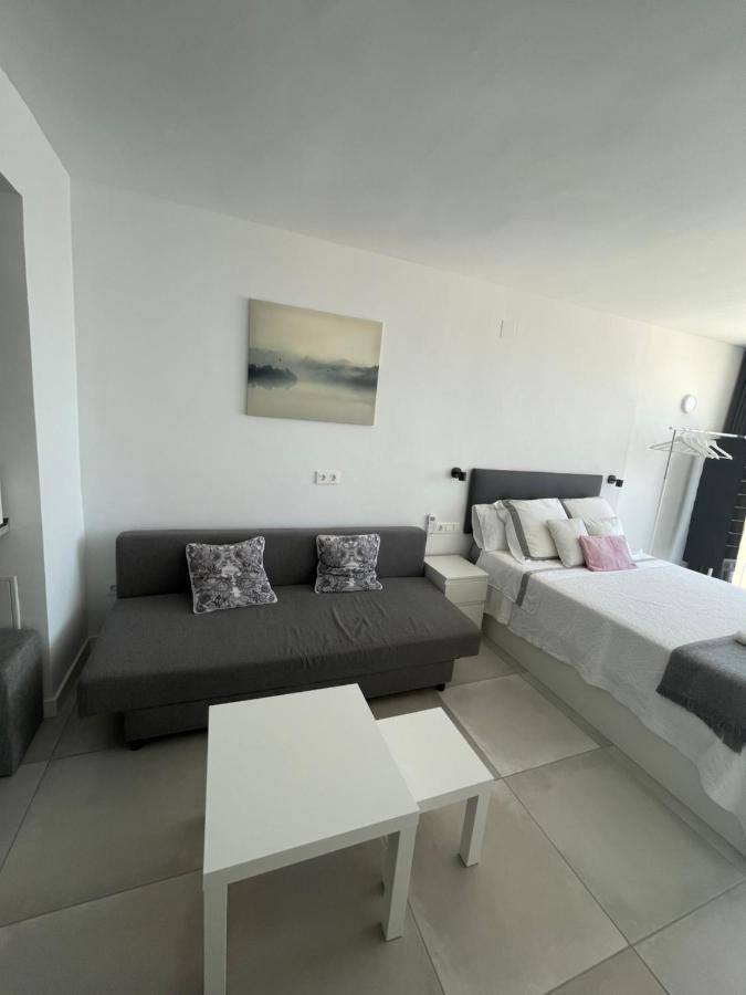Apartamento Con Vistas Al Mar A Metros De La Playa Carihuela Soleil Lejlighed Torremolinos